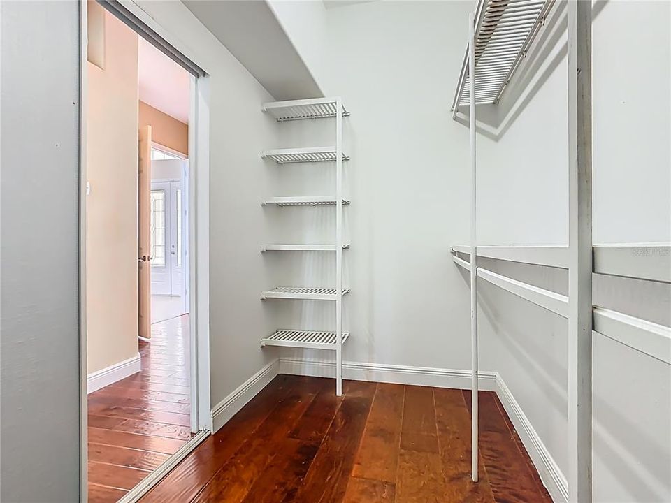 For Sale: $690,000 (4 beds, 4 baths, 4034 Square Feet)