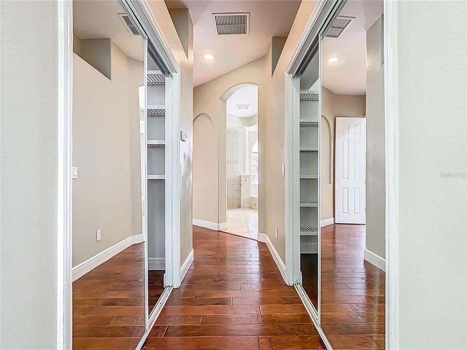 For Sale: $690,000 (4 beds, 4 baths, 4034 Square Feet)