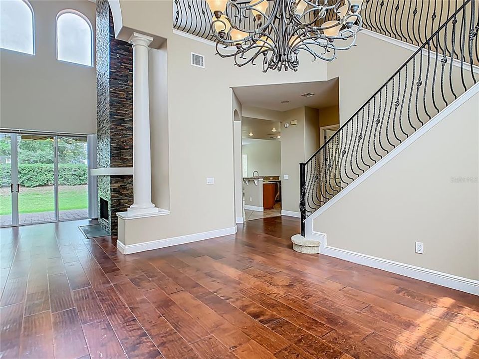 For Sale: $690,000 (4 beds, 4 baths, 4034 Square Feet)