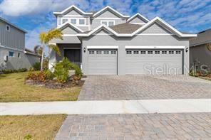 Recently Sold: $660,000 (4 beds, 3 baths, 2981 Square Feet)