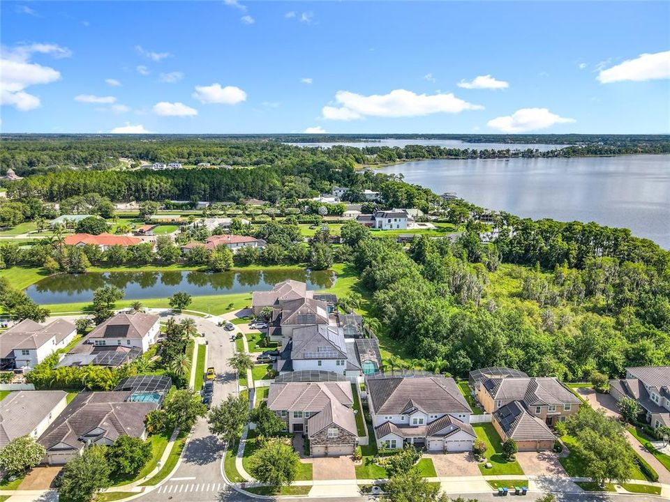 Active With Contract: $1,095,000 (5 beds, 4 baths, 4068 Square Feet)