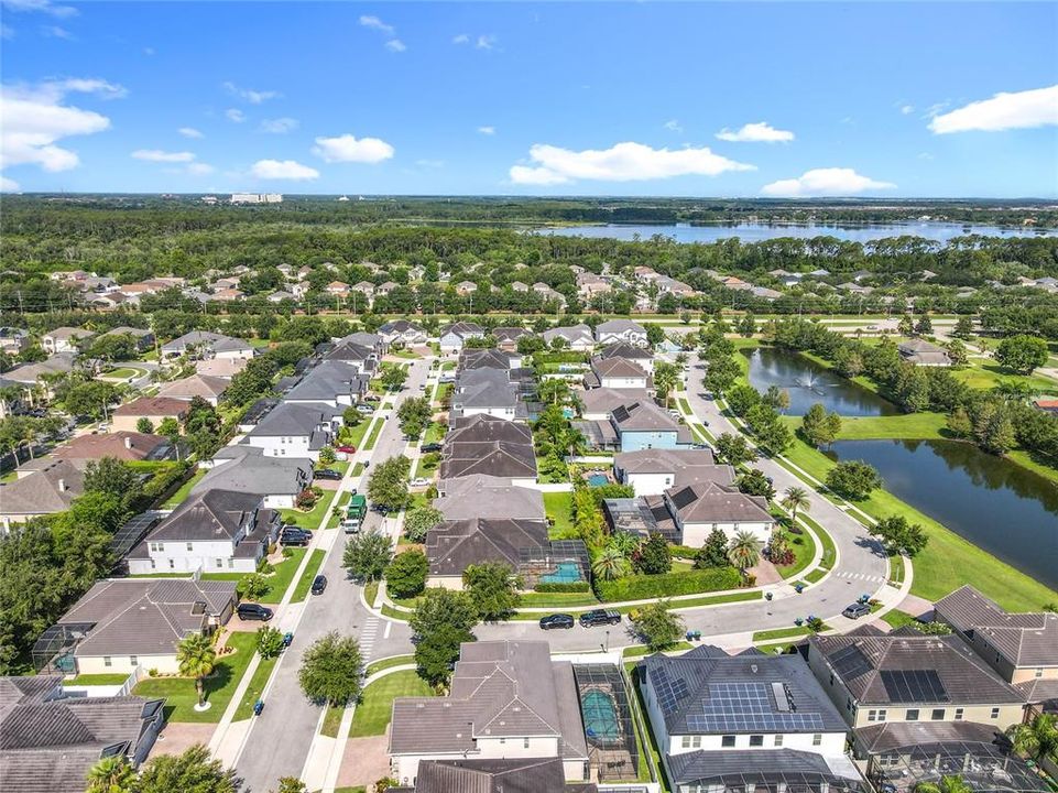 Active With Contract: $1,095,000 (5 beds, 4 baths, 4068 Square Feet)