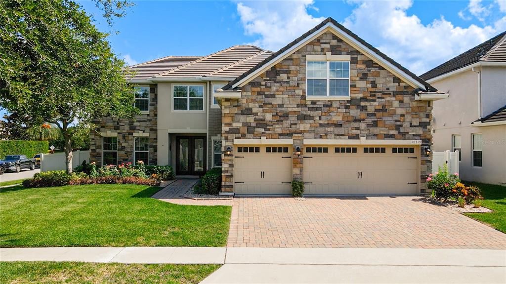 Active With Contract: $1,095,000 (5 beds, 4 baths, 4068 Square Feet)