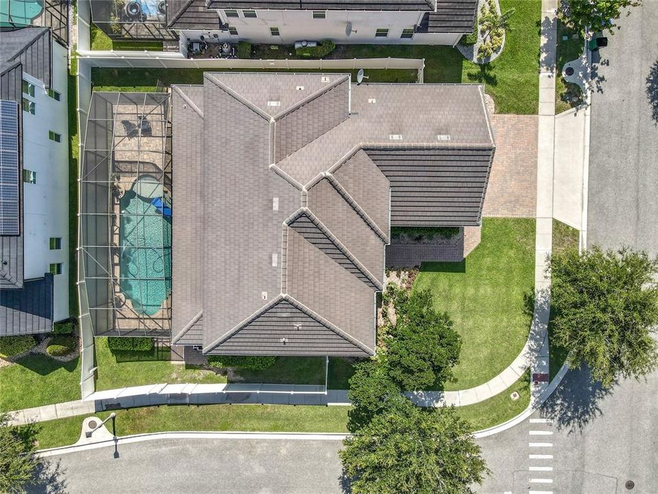 Active With Contract: $1,095,000 (5 beds, 4 baths, 4068 Square Feet)