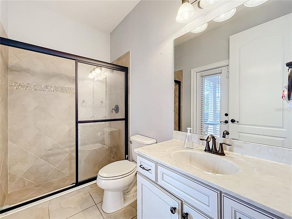 Active With Contract: $1,095,000 (5 beds, 4 baths, 4068 Square Feet)