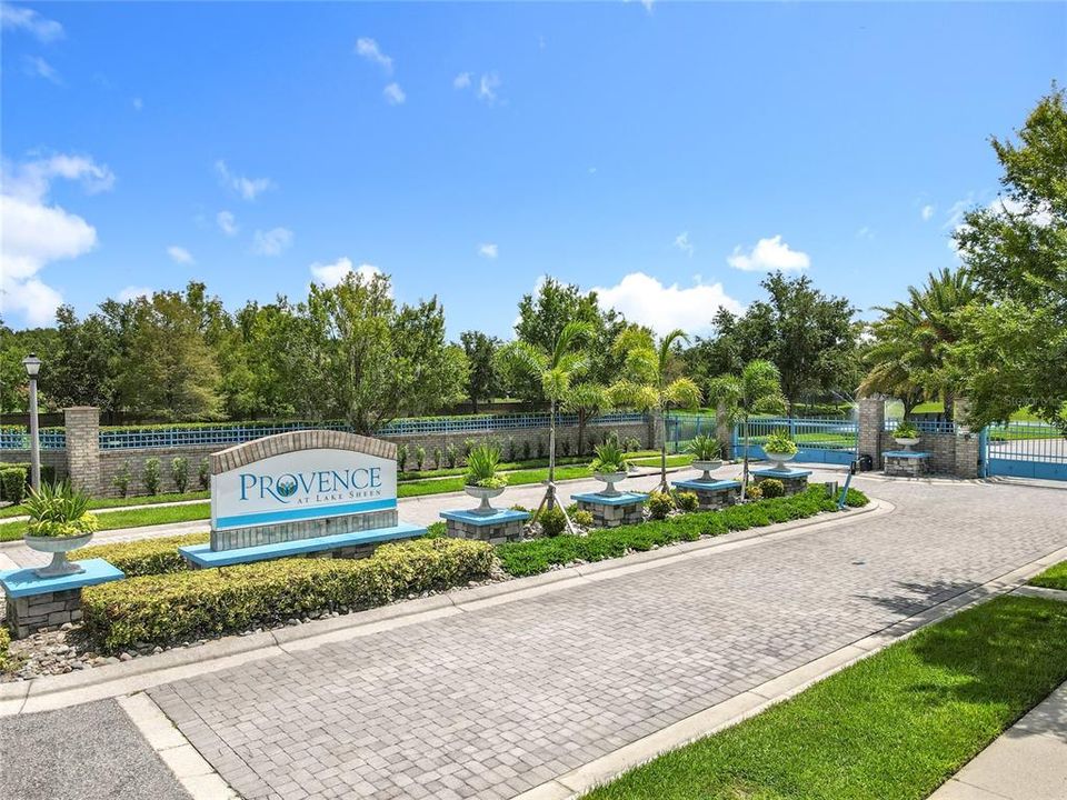 Active With Contract: $1,095,000 (5 beds, 4 baths, 4068 Square Feet)