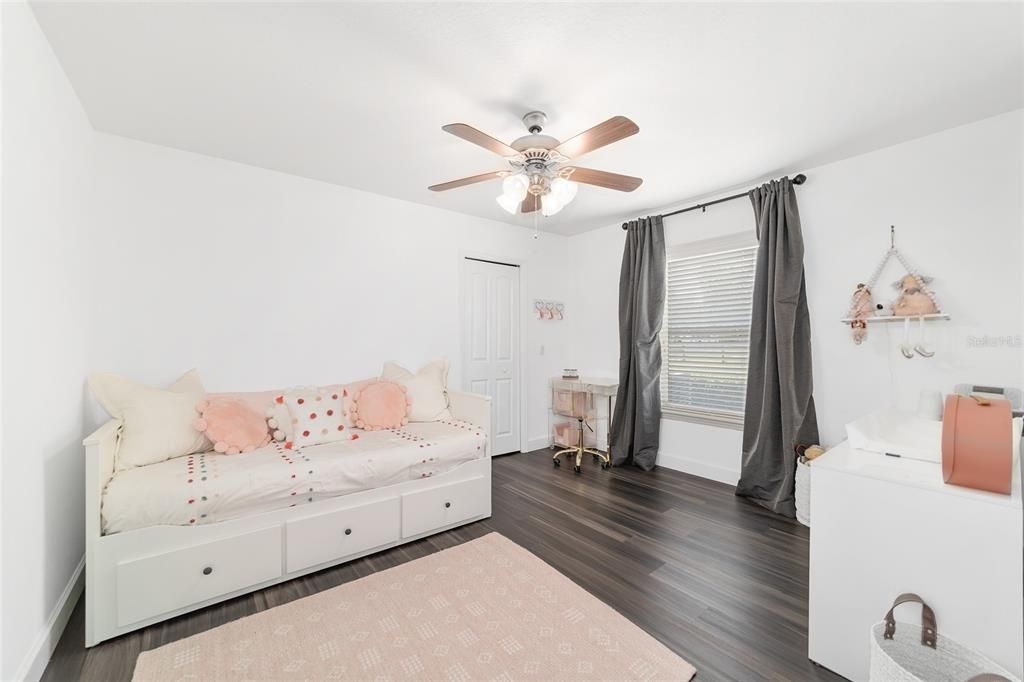 待售: $585,000 (3 贝兹, 2 浴室, 2178 平方英尺)