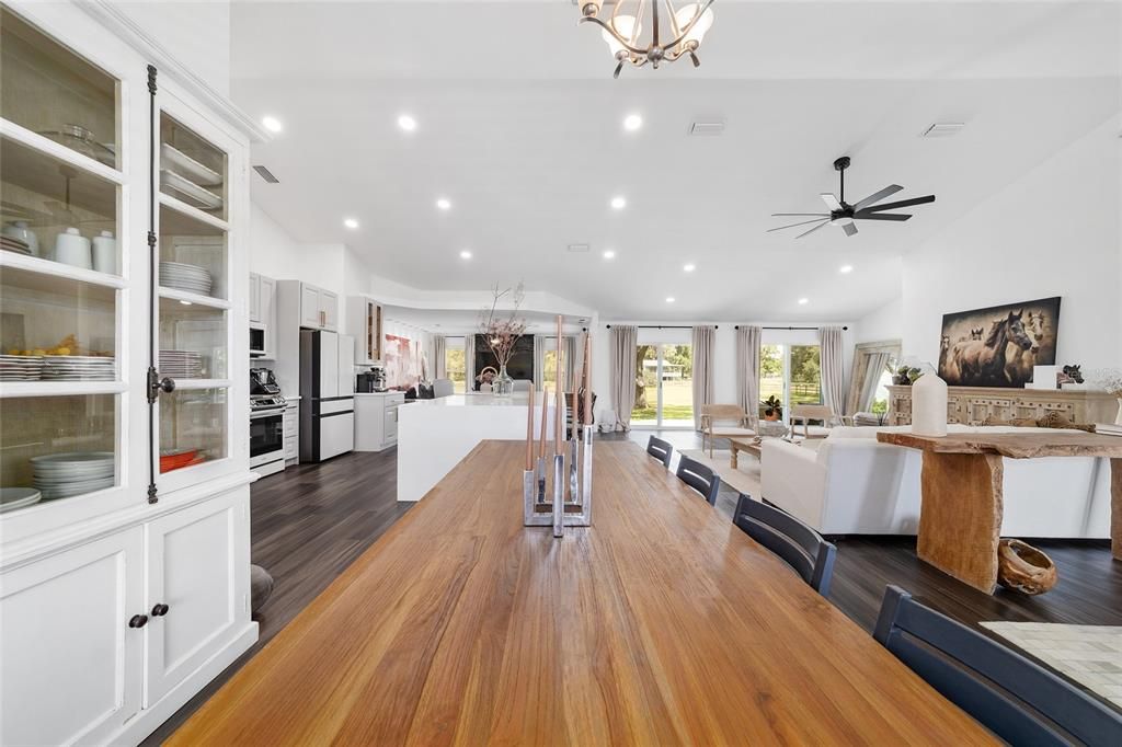 待售: $585,000 (3 贝兹, 2 浴室, 2178 平方英尺)