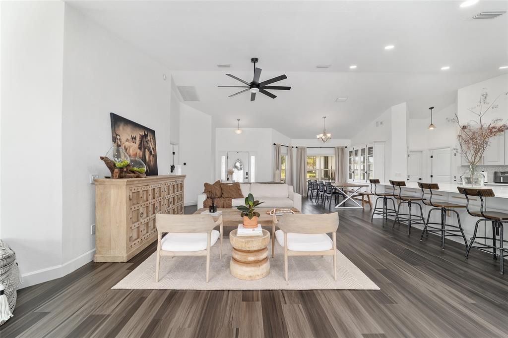 待售: $585,000 (3 贝兹, 2 浴室, 2178 平方英尺)