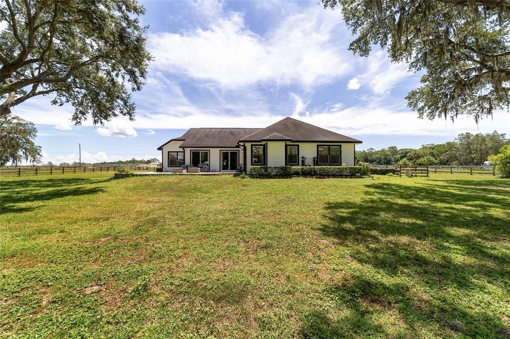 待售: $585,000 (3 贝兹, 2 浴室, 2178 平方英尺)