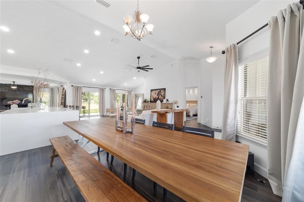 待售: $585,000 (3 贝兹, 2 浴室, 2178 平方英尺)