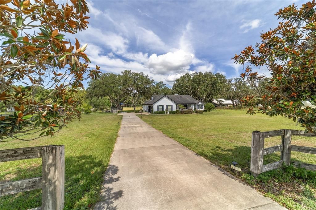 待售: $585,000 (3 贝兹, 2 浴室, 2178 平方英尺)