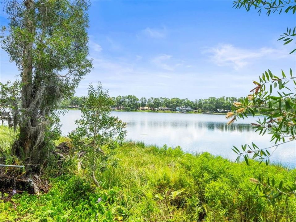 For Sale: $1,200,000 (3 beds, 2 baths, 2320 Square Feet)