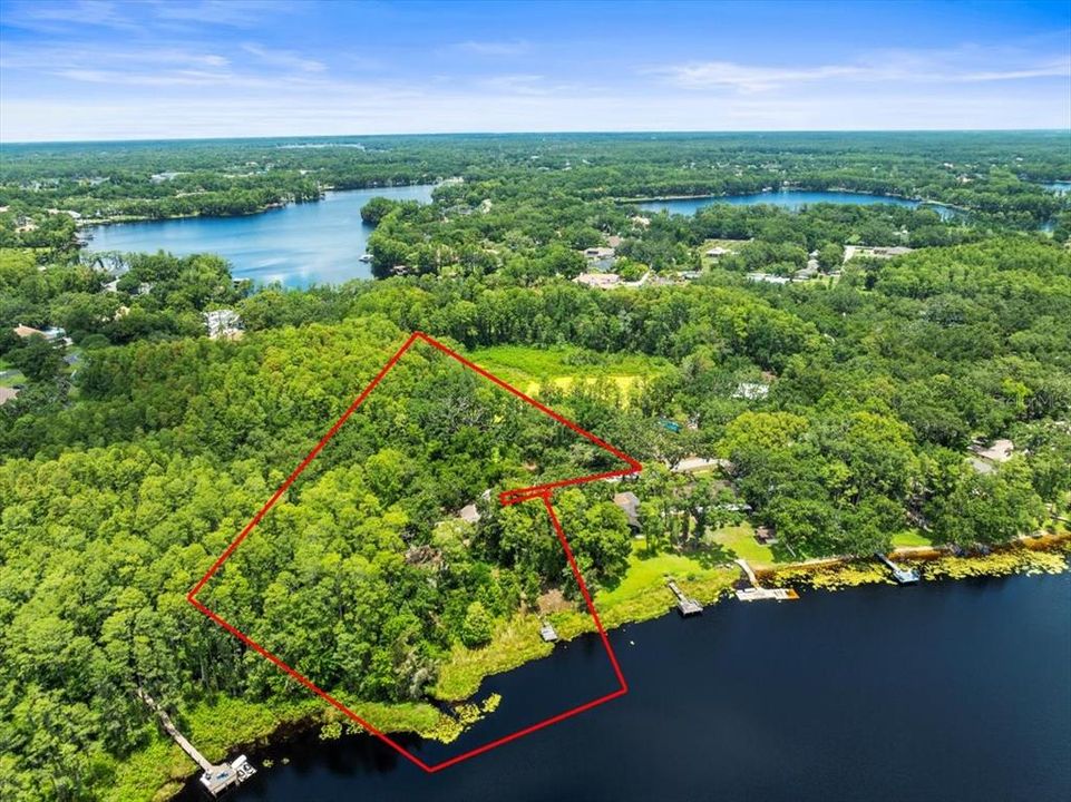 For Sale: $1,200,000 (3 beds, 2 baths, 2320 Square Feet)