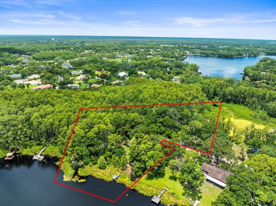 For Sale: $1,200,000 (3 beds, 2 baths, 2320 Square Feet)