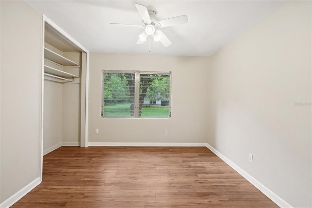 Activo con contrato: $229,900 (3 camas, 2 baños, 1399 Pies cuadrados)