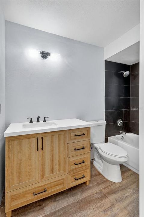 For Sale: $479,900 (4 beds, 2 baths, 2140 Square Feet)