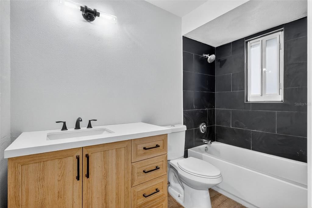 For Sale: $479,900 (4 beds, 2 baths, 2140 Square Feet)