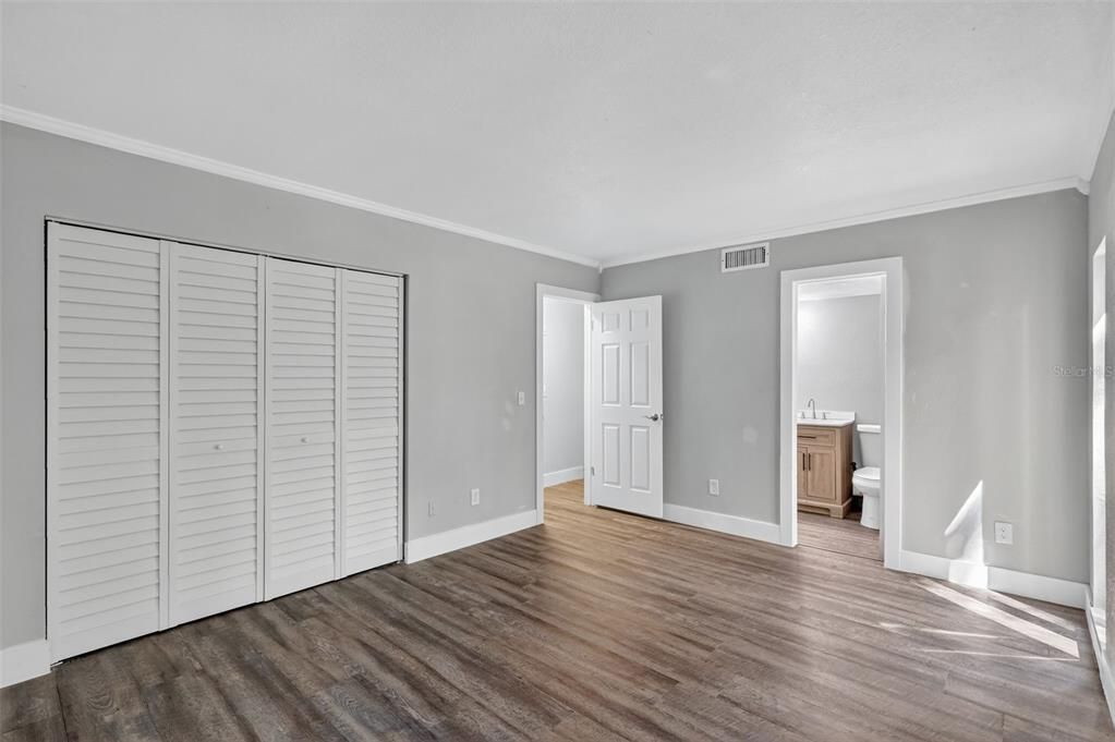 For Sale: $479,900 (4 beds, 2 baths, 2140 Square Feet)