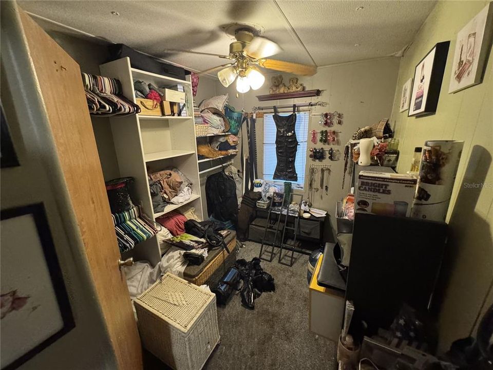 Под контрактом: $139,900 (3 спален, 2 ванн, 924 Квадратных фут)