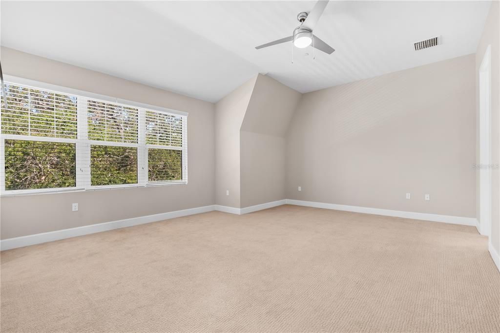 En Venta: $1,044,000 (3 camas, 3 baños, 2938 Pies cuadrados)