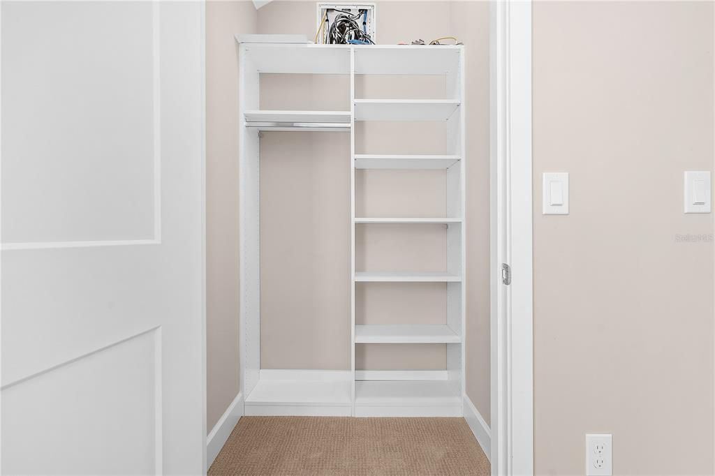 En Venta: $1,044,000 (3 camas, 3 baños, 2938 Pies cuadrados)