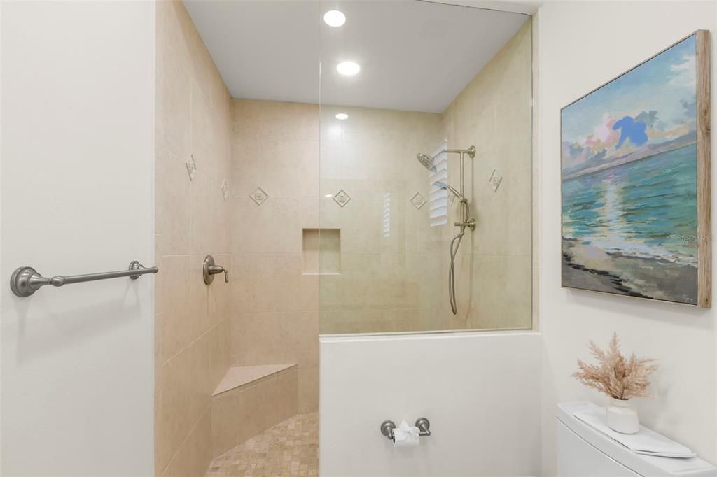 На продажу: $7,999,000 (4 спален, 4 ванн, 7042 Квадратных фут)