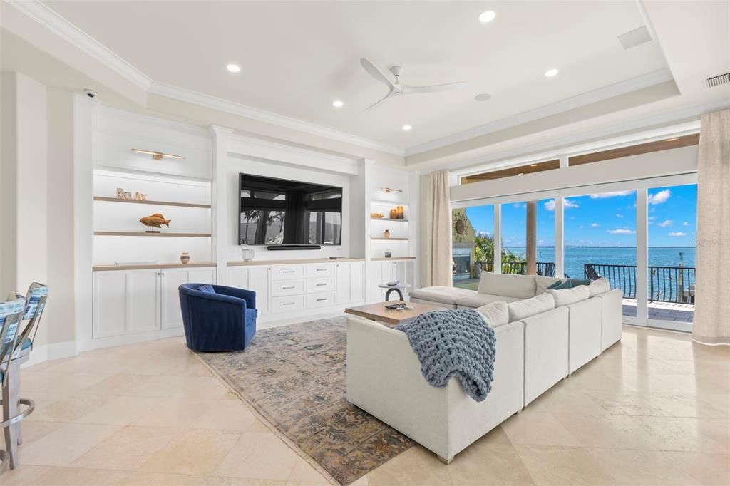 На продажу: $7,999,000 (4 спален, 4 ванн, 7042 Квадратных фут)