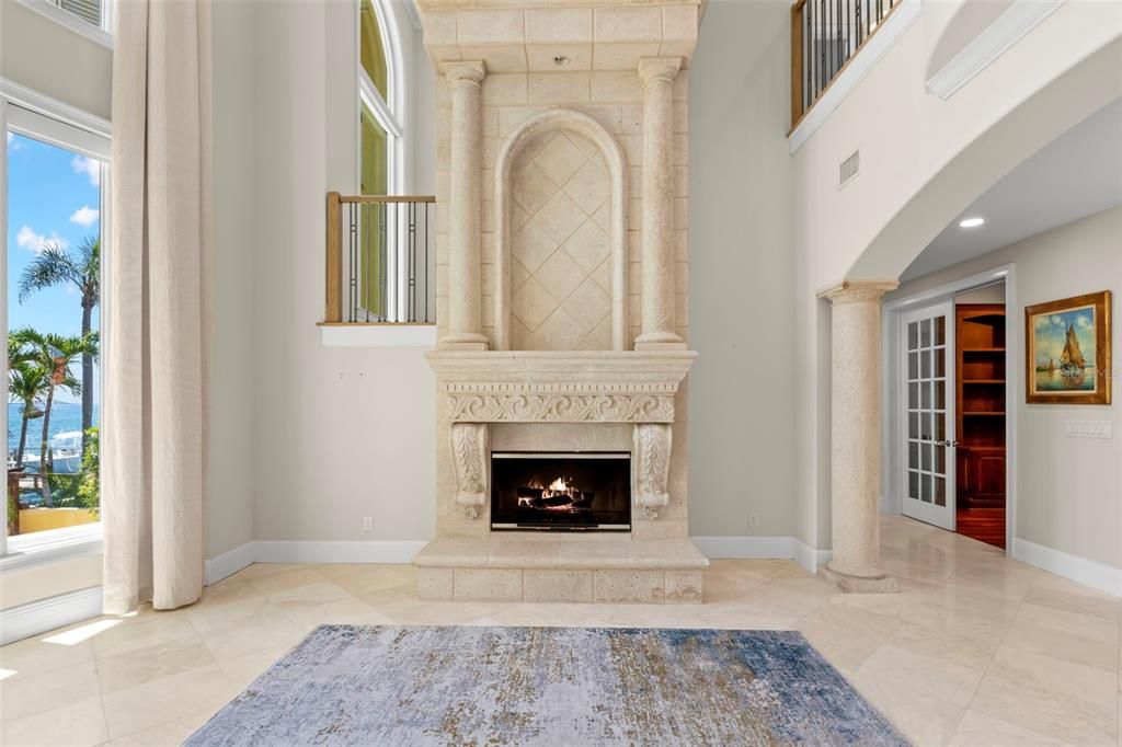 На продажу: $7,999,000 (4 спален, 4 ванн, 7042 Квадратных фут)