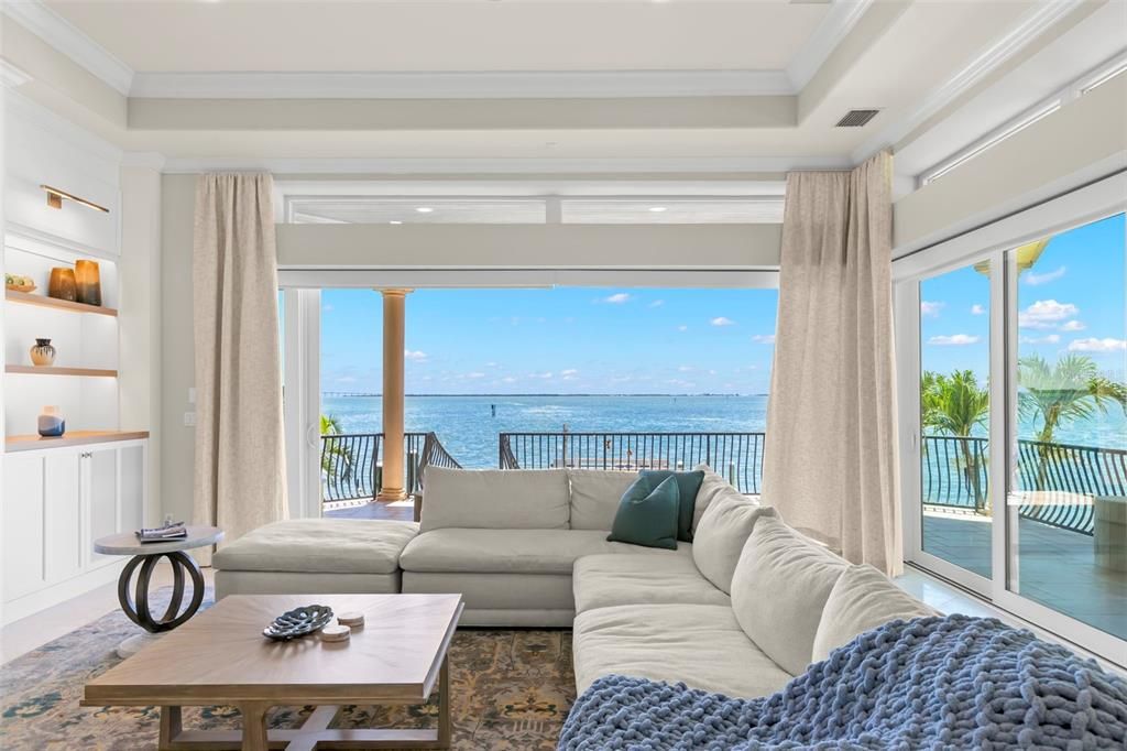 На продажу: $7,999,000 (4 спален, 4 ванн, 7042 Квадратных фут)