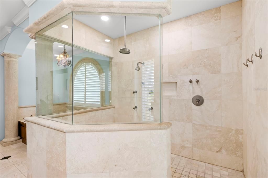 На продажу: $7,999,000 (4 спален, 4 ванн, 7042 Квадратных фут)