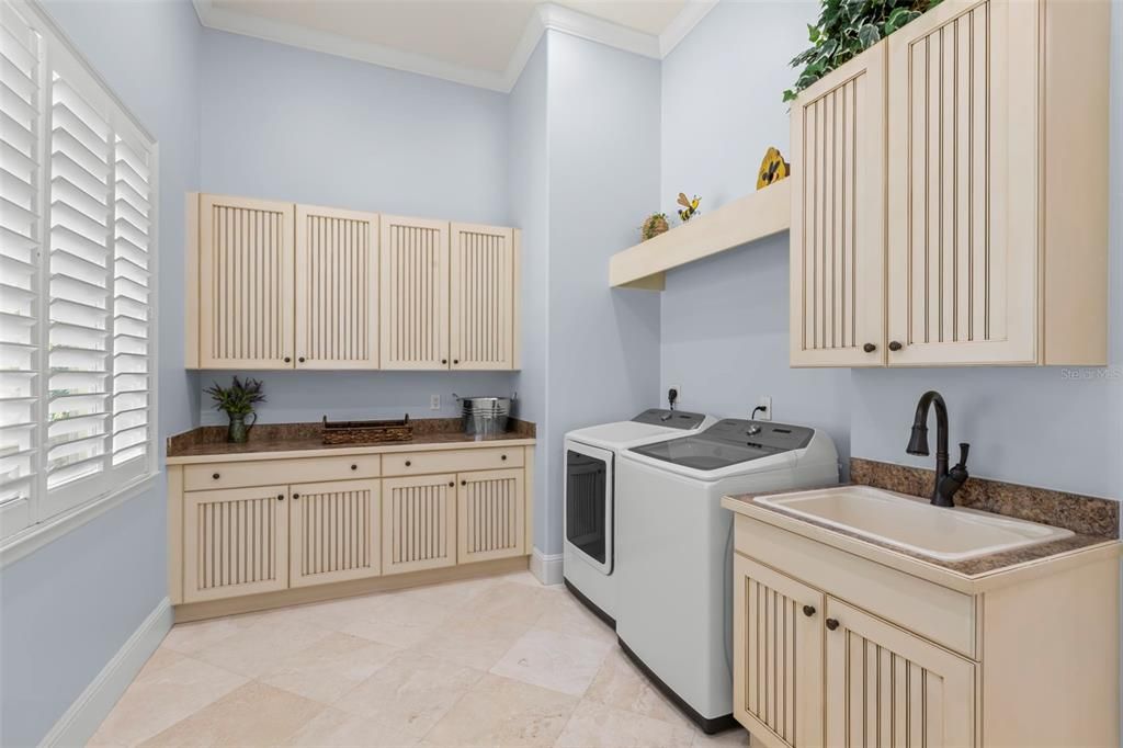 На продажу: $7,999,000 (4 спален, 4 ванн, 7042 Квадратных фут)