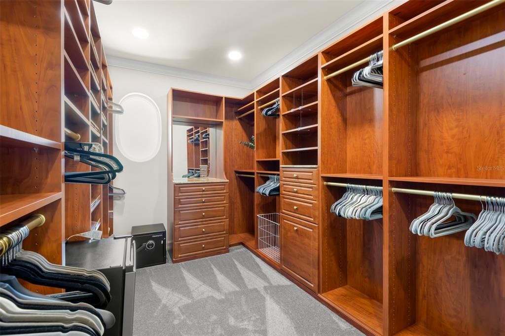 На продажу: $7,999,000 (4 спален, 4 ванн, 7042 Квадратных фут)