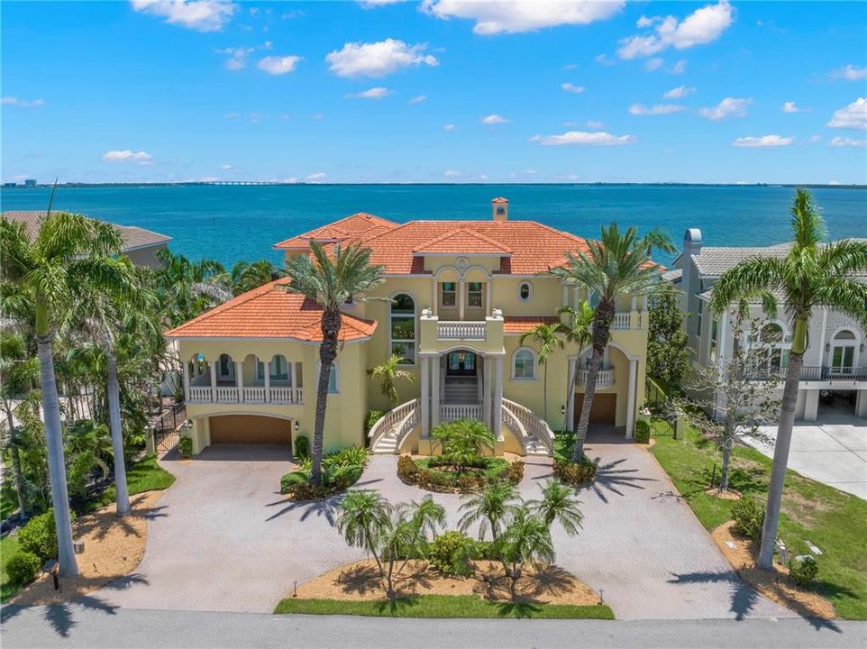 На продажу: $7,999,000 (4 спален, 4 ванн, 7042 Квадратных фут)