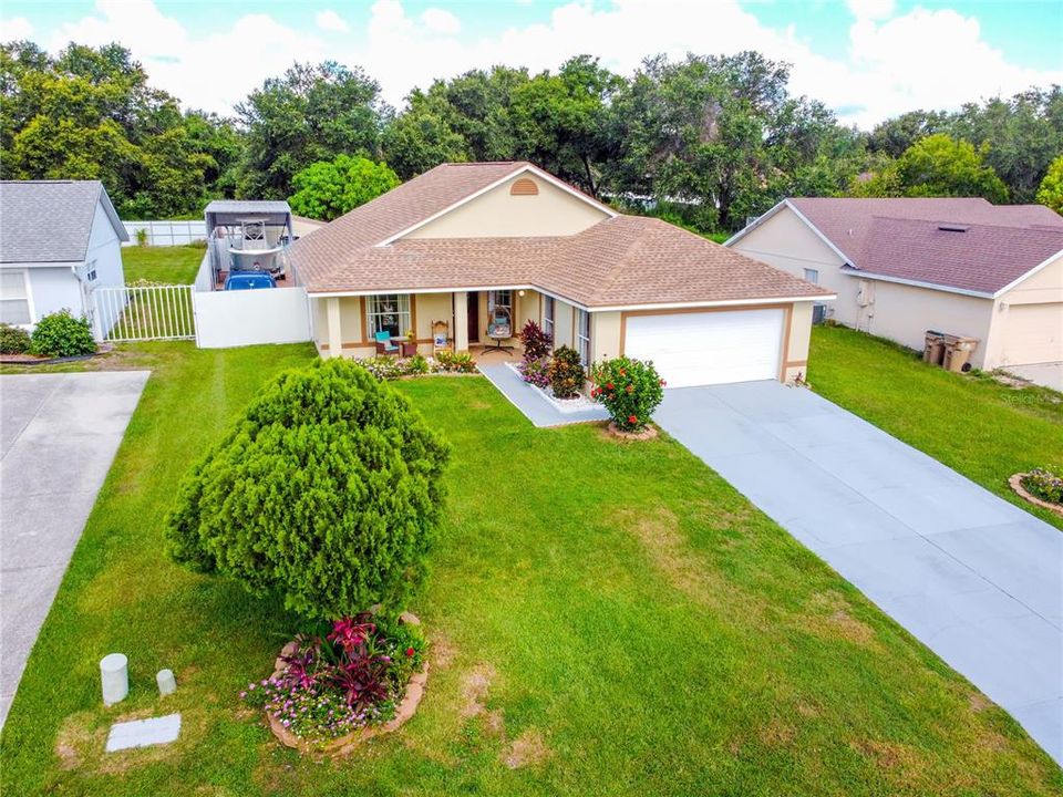 En Venta: $389,000 (4 camas, 2 baños, 1971 Pies cuadrados)