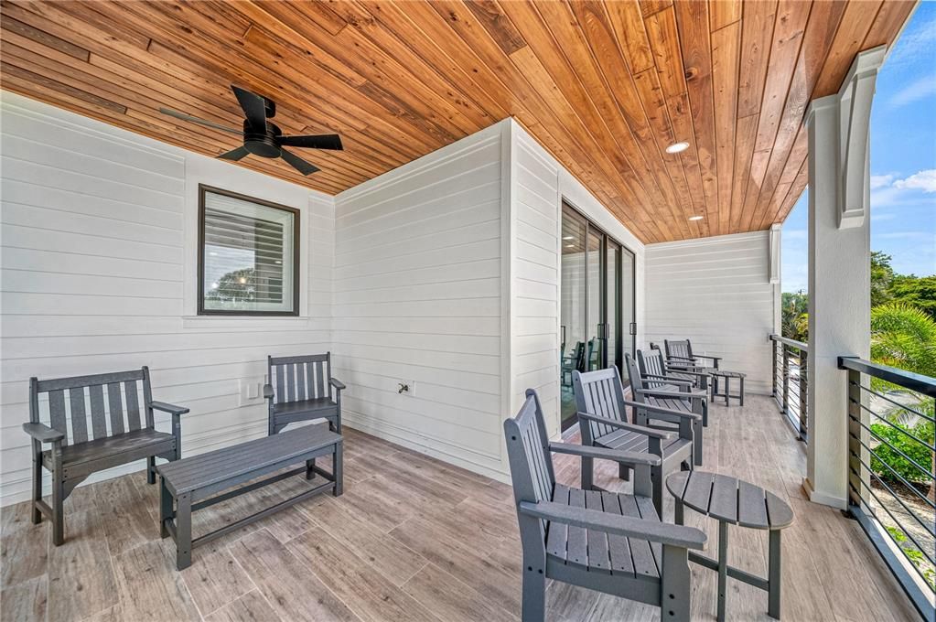 For Sale: $5,699,000 (7 beds, 7 baths, 3600 Square Feet)