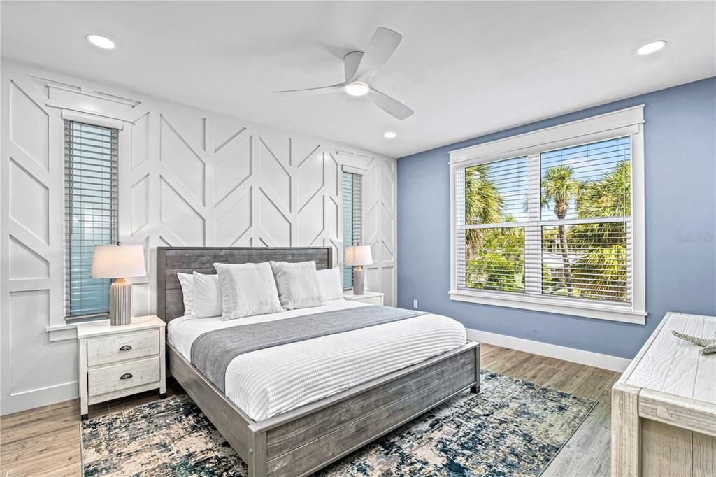 For Sale: $5,699,000 (7 beds, 7 baths, 3600 Square Feet)