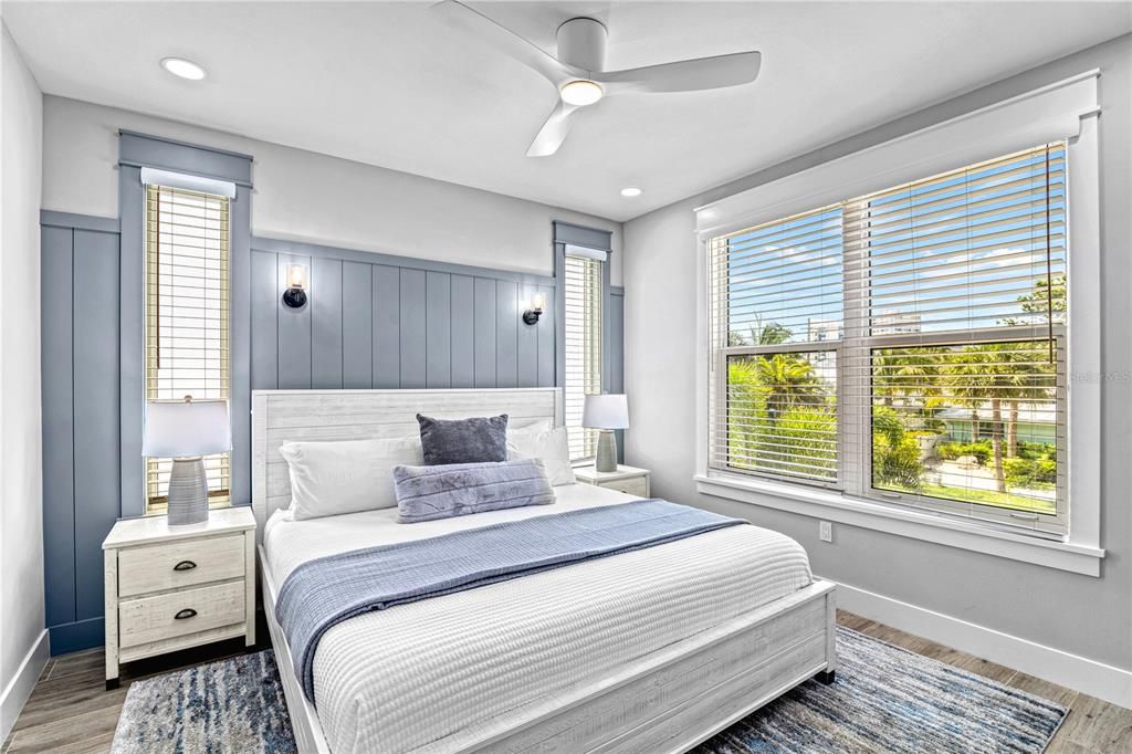 For Sale: $5,699,000 (7 beds, 7 baths, 3600 Square Feet)