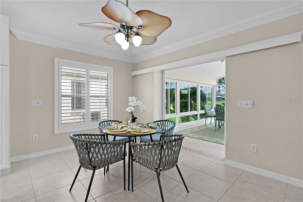 合同活跃: $850,000 (3 贝兹, 2 浴室, 2578 平方英尺)