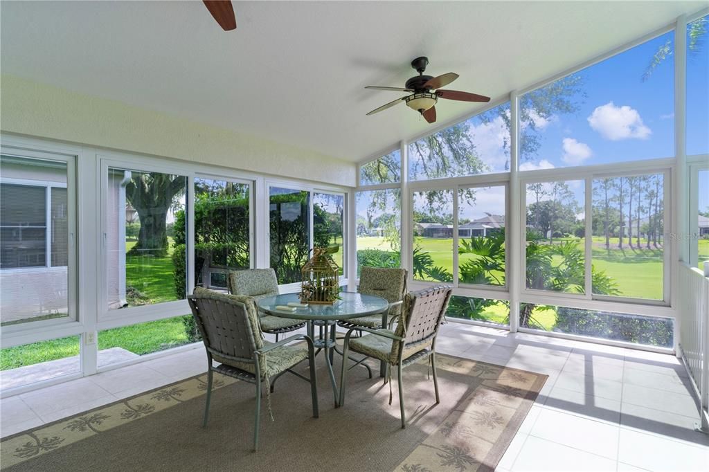 合同活跃: $850,000 (3 贝兹, 2 浴室, 2578 平方英尺)