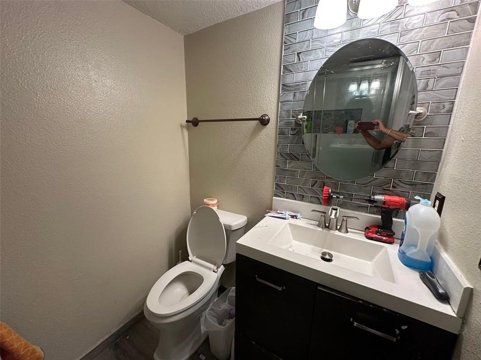 Active With Contract: $242,400 (4 beds, 3 baths, 1915 Square Feet)