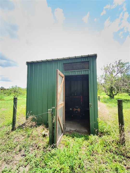 待售: $1,200,000 (32.00 acres)