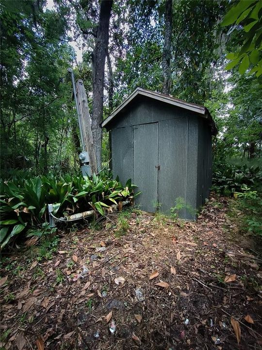 待售: $1,200,000 (32.00 acres)