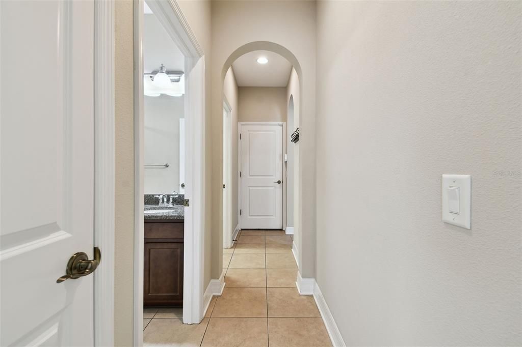 For Sale: $689,000 (4 beds, 3 baths, 2933 Square Feet)