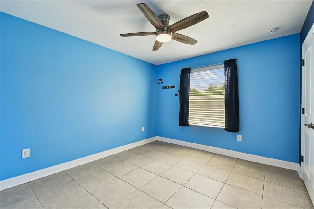 For Sale: $689,000 (4 beds, 3 baths, 2933 Square Feet)