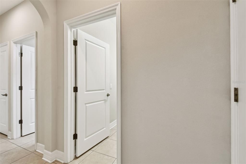 For Sale: $689,000 (4 beds, 3 baths, 2933 Square Feet)