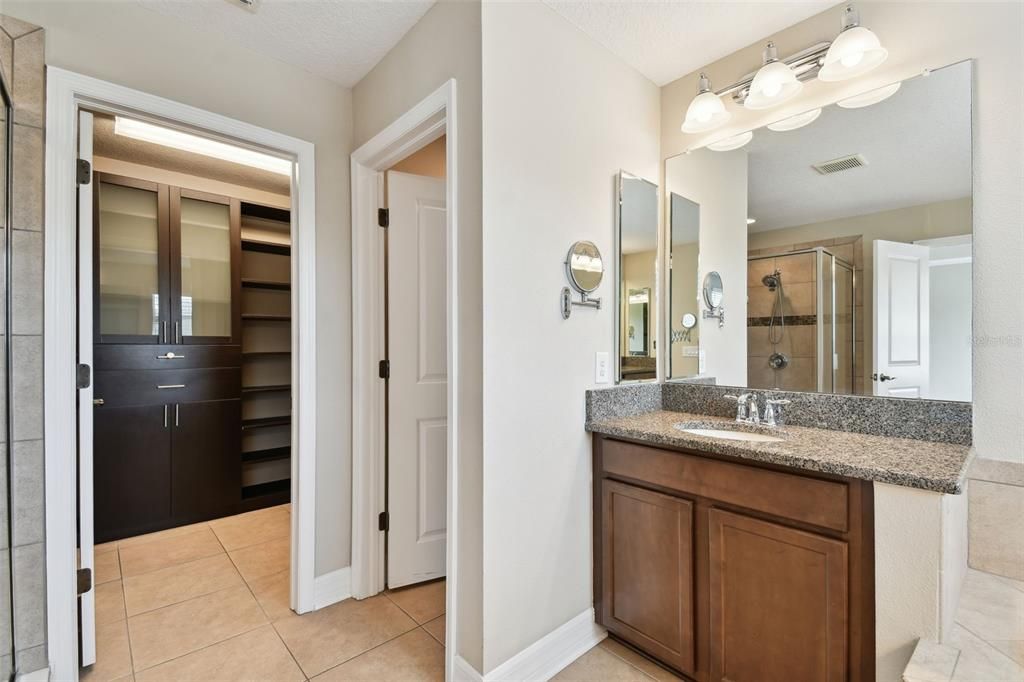 For Sale: $689,000 (4 beds, 3 baths, 2933 Square Feet)