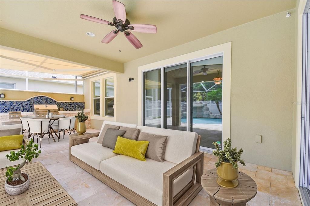 For Sale: $689,000 (4 beds, 3 baths, 2933 Square Feet)