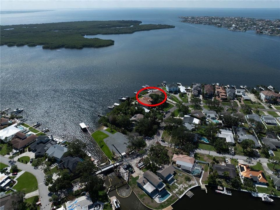 待售: $2,500,000 (3 贝兹, 2 浴室, 2720 平方英尺)