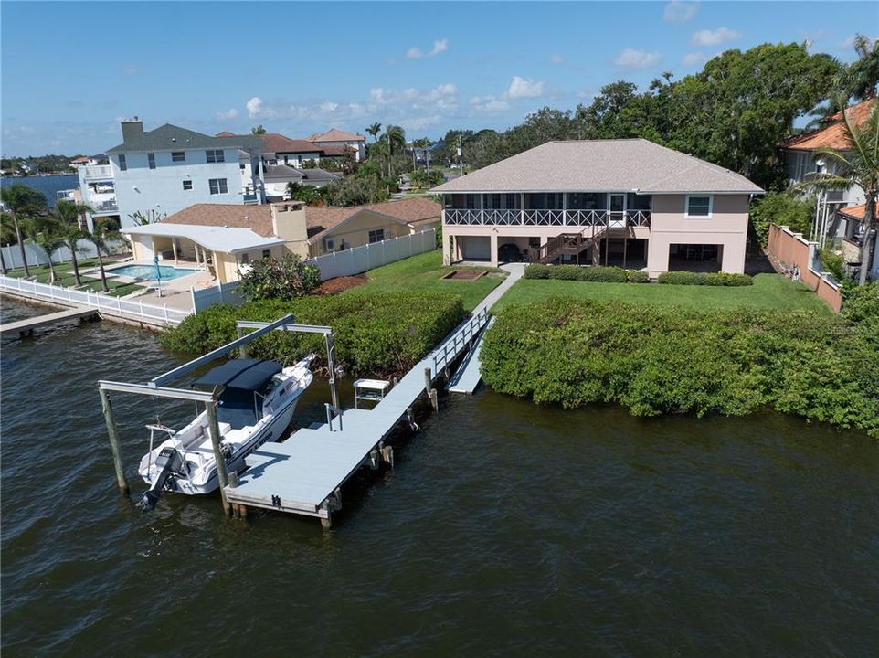 待售: $2,500,000 (3 贝兹, 2 浴室, 2720 平方英尺)